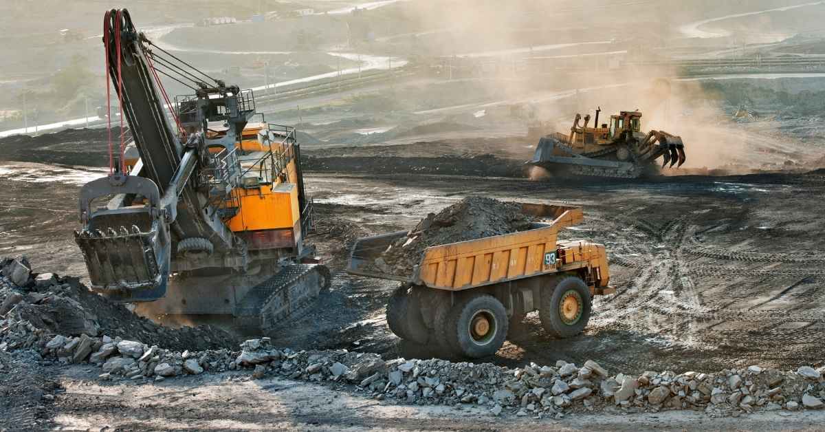 Mengenal Fungsi Paku Bumi pada Konstruksi Bangunan dan Jenisnya KPS Steel distributor besi jakarta