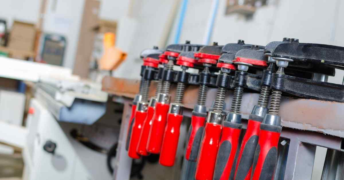 Mengenal Beragam Jenis Klem Beserta Fungsinya KPS Steel distributor besi jakarta