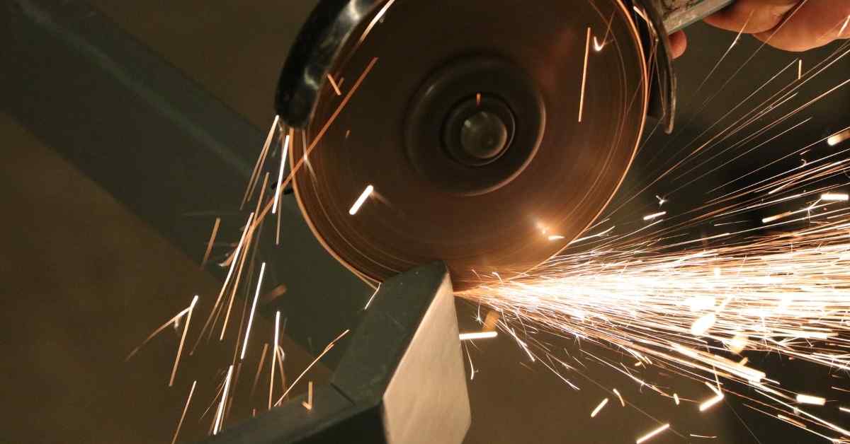 Pahami Beragam Jenis Mata Gerinda dan Fungsinya Berikut Ini KPS Steel distributor besi jakarta