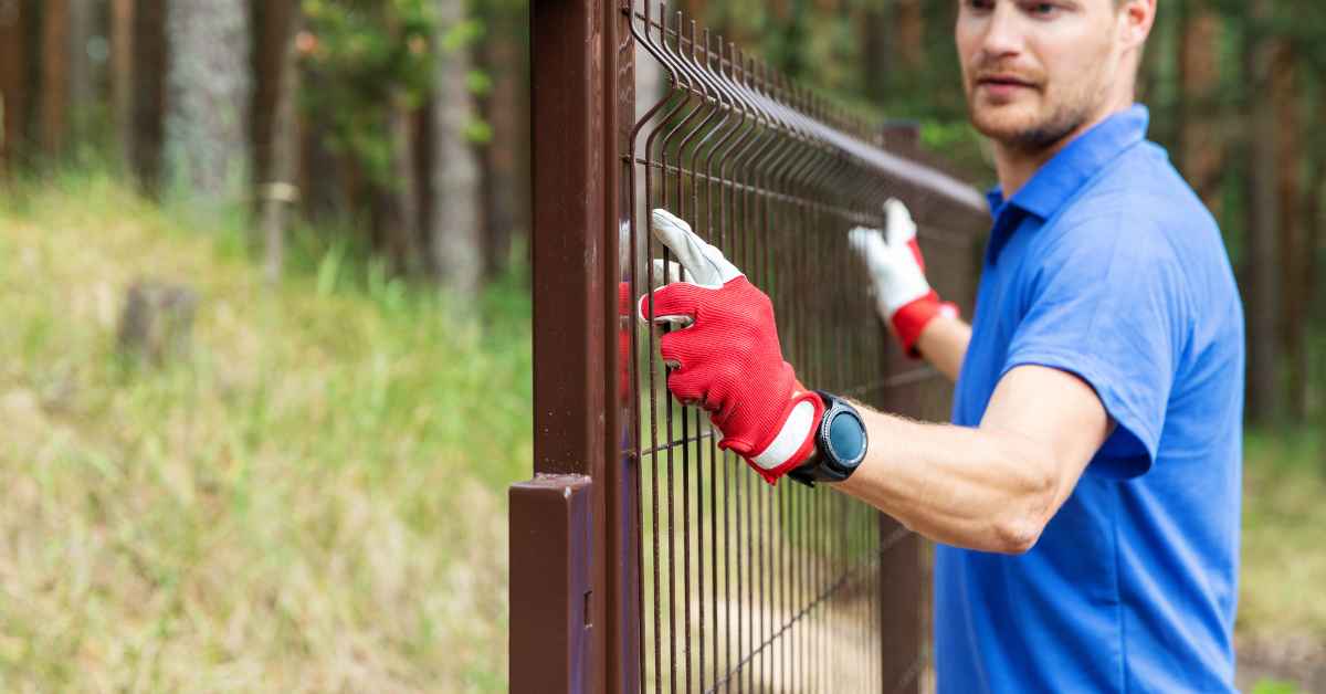 Pemasangan wiremesh untuk lantai 2 kps steel distributor besi jakarta